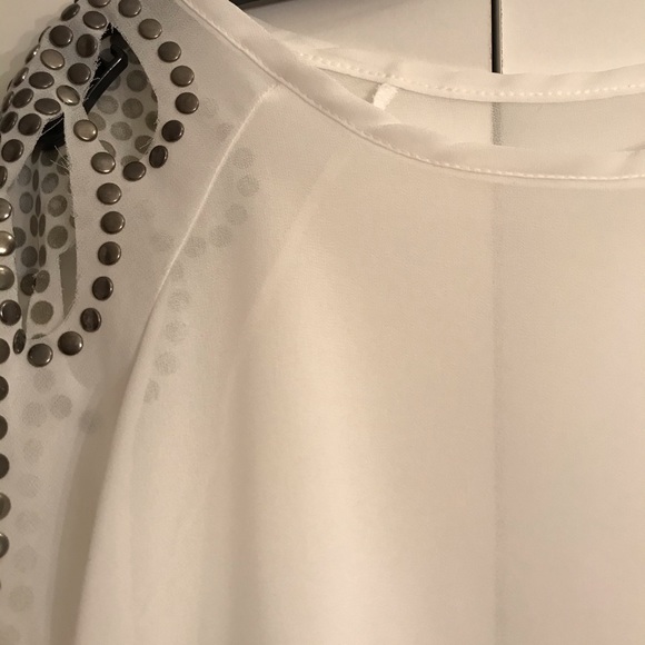 Women’s blouse - Picture 3 of 3